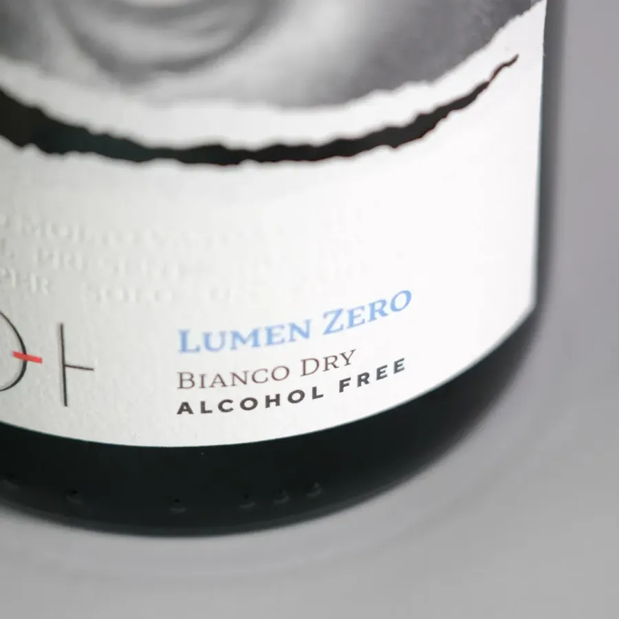 ROOT Lumen Zero label: Bianco Dry, alcohol free